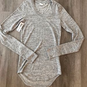 NWT Aritzia Top